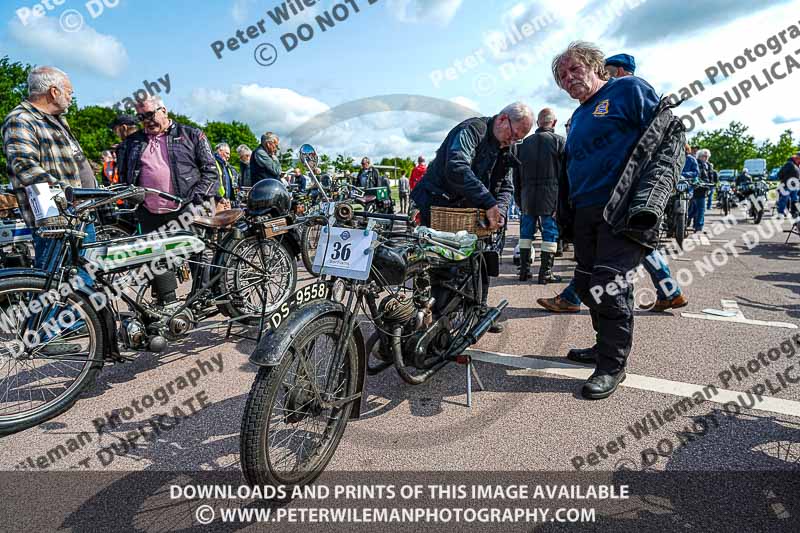 Vintage motorcycle club;eventdigitalimages;no limits trackdays;peter wileman photography;vintage motocycles;vmcc banbury run photographs